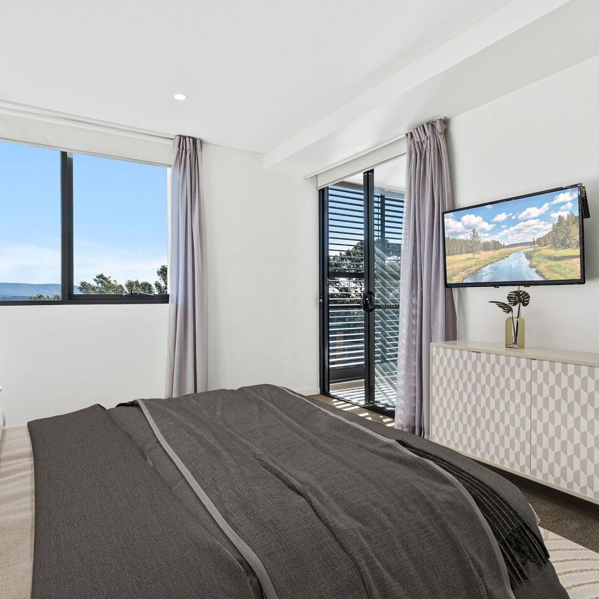 Sundrenched Apartment - Photo 1