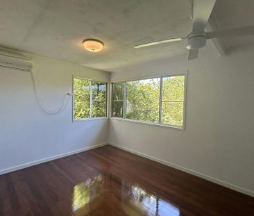 THIS NEAT AND TIDY HOME OFFERS 3 SPACIOUS BEDROOMS WITH OUTDOOR ENT... - Photo 6