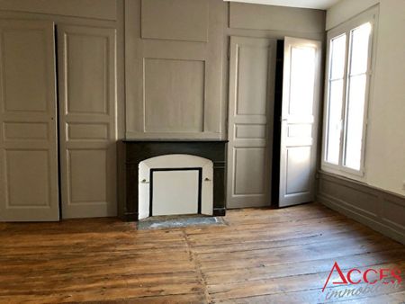 Location Appartement 3 pièces 122m² - Photo 4