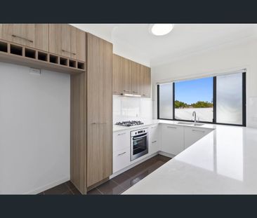11/468 Roghan Road, Fitzgibbon, Qld 4018 - Photo 2