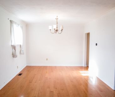 For Lease - 27 Beacham Crescent, Toronto, Ontario - Photo 3