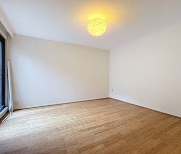 Lumineux appt (+-132m²) - 2 chambres + 3 terrasses. - Foto 2