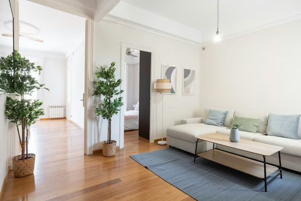 Travessera de les Corts, Barcelona, Catalonia 08029 - Foto 1