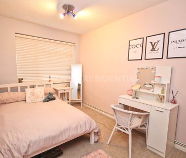 Price £1,500 pcm - Available 24/01/2026 - Unfurnished - Photo 2