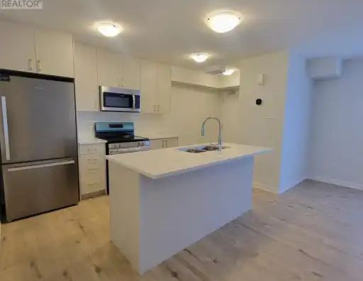 807 ARCADIAN PRIVATE | 807 ARCADIAN PRIVATE, Ottawa - Photo 1