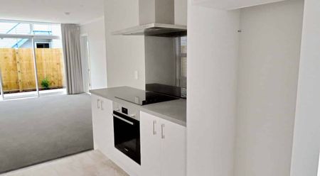 Stokes Valley - Photo 5