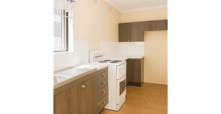 Clean and Tidy Unit Available In Charles Street! - Photo 2