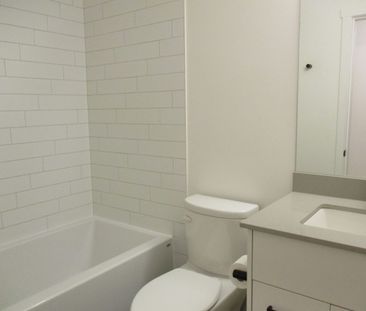 2bed 2bath Condo; Cawston – Available December 1st - Photo 1