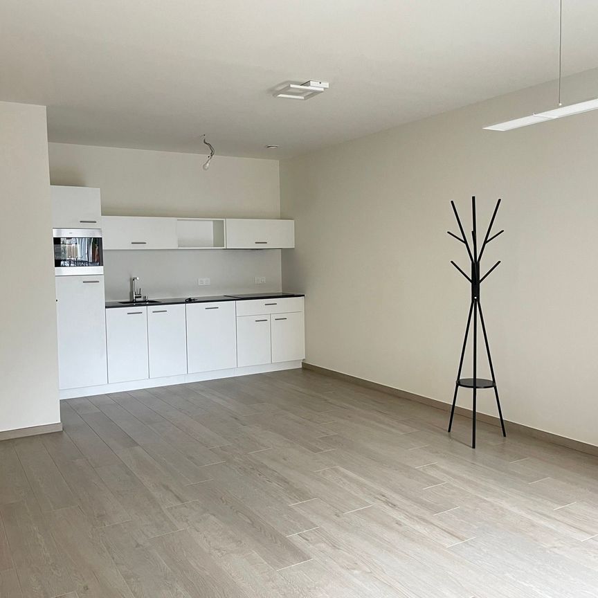 Te huur: Gelijkvloers appartement in residentie Elzenhof - Photo 1