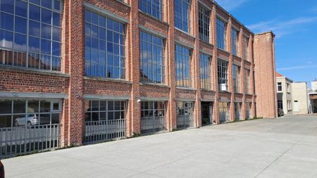 Unieke industriële loft te huur te Avelgem - Photo 4