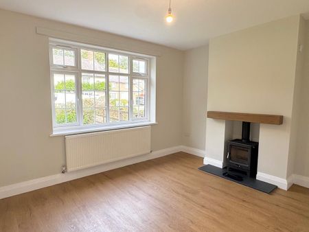 2 bedroom semi-detached house to rent - Photo 2