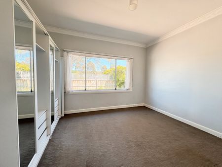 Updated 4 Bedroom Home - Photo 5