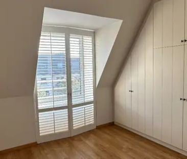 Brugge: ruim dakappartement met 2 slpk en staanplaats - Foto 3