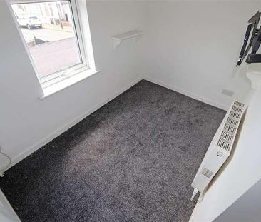 York Road, Southend-on-sea, SS1 - Photo 2