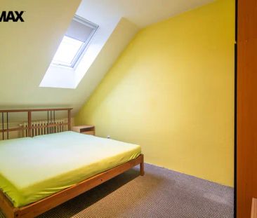 pronájem bytu 3+1 v podkroví rodinného domu, Moravská Nová Ves - Fotografie 1