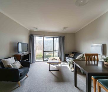 Furnished One Bedroom Apartment - Photo 1