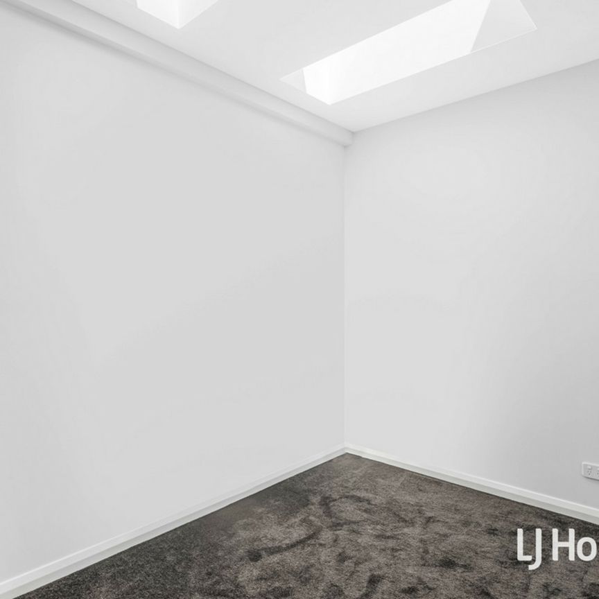 Stunning Granny Flat - Great Location! - Photo 1