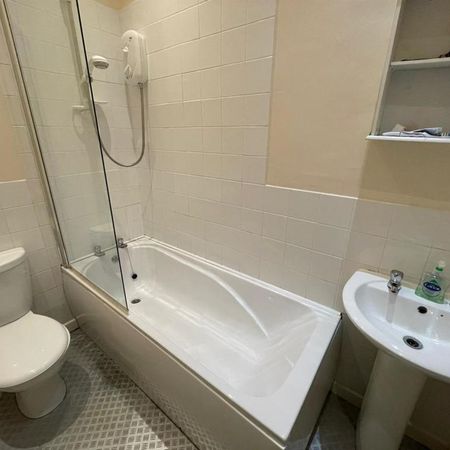 1 bedroom apartment to rent - Photo 4
