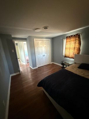 For Lease - 125 Davis Street, Thorold, Ontario - Photo 1