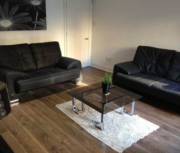 5 bedroom house of multiple occupation to rent - Photo 3