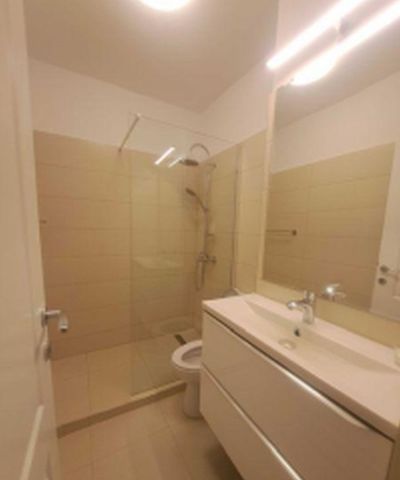 Vatra luminoasa muncii iancului etaj 4 - Fotografie 4