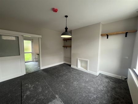 Church Street, Penistone, S36 6AR - Photo 2