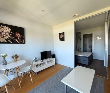 Lock up and leave - Photo 2