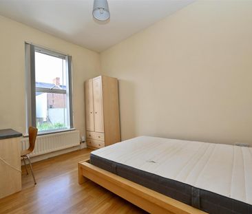 Apt 2, 17 Wellesley Avenue, Belfast, BT9 6DG - Photo 3