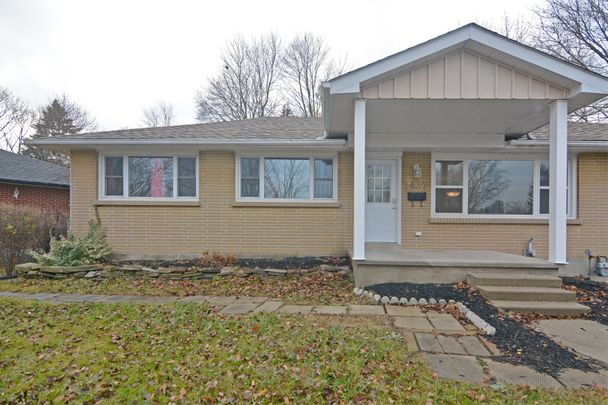 For Lease - 1437 Westbrook Drive Unit# Main Floor, Peterborough, Ontario - Photo 1