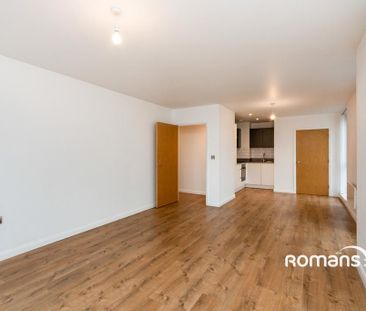 1 bedroom flat to rent - Photo 2