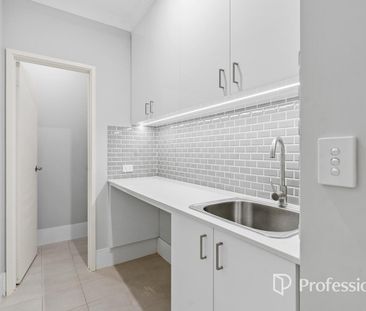Modern Two-Storey Home in the Heart of Brabham - Photo 4