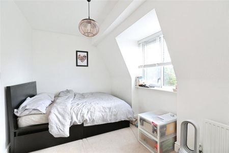 5 bedroom townhouse to rent - Photo 3