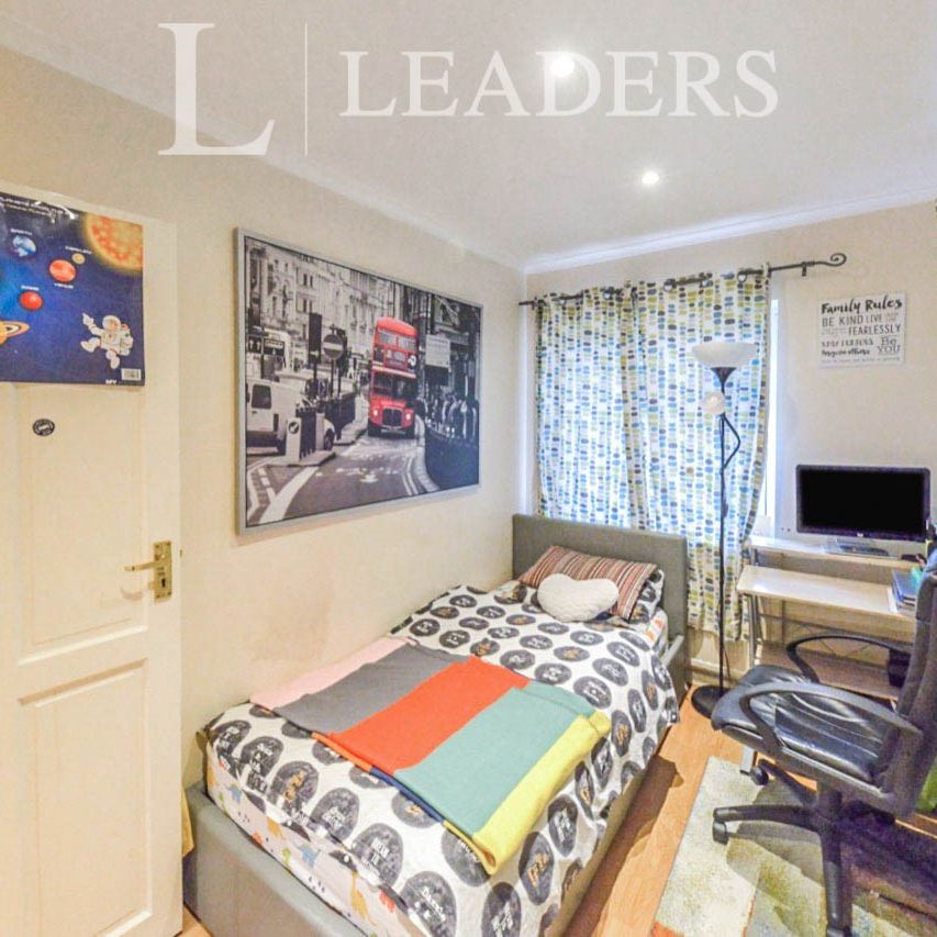 3 bedroom maisonette to rent The Ridgeway, St. Albans, AL4 - Photo 1