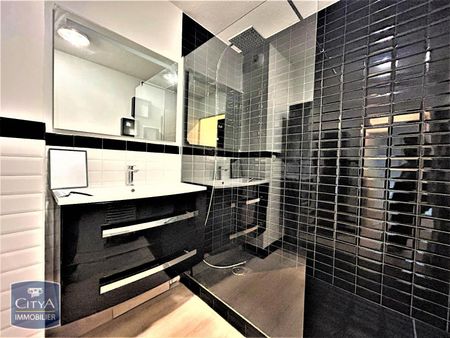 Location Appartement 2 pièces 44m² MONTAUBAN 82000 - Photo 3