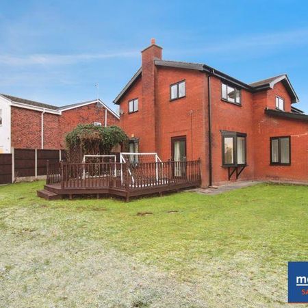 4 bedroom detached house to rent - Photo 4