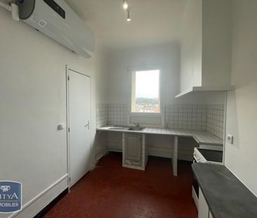 Location Appartement 1 pièce 30m² MARSEILLE 15ème - Photo 2