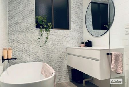 Modern Living with Sweeping Escarpment Views - Photo 3