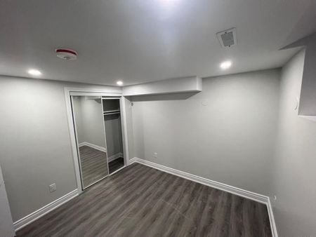 For Lease - 40 Cotswold Court, Halton Hills, Ontario - Photo 2