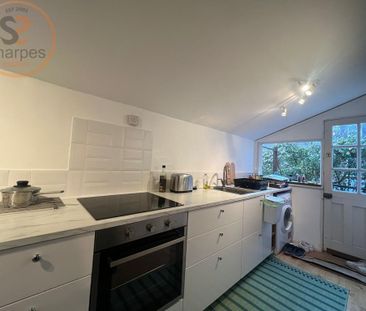 1 bedroom in a house share to rent - Photo 4