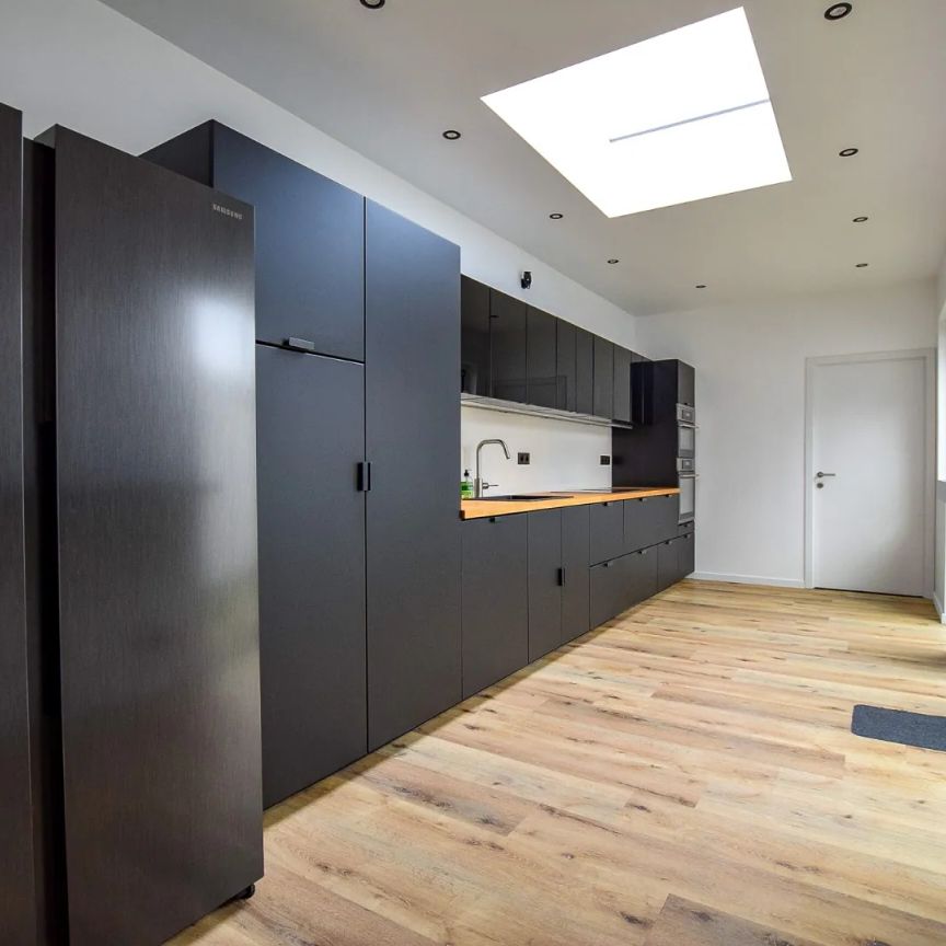 Gerenoveerde rijwoning te huur op 273m² met 3 slaapkamers te Adinkerke (De Panne)! - Foto 1