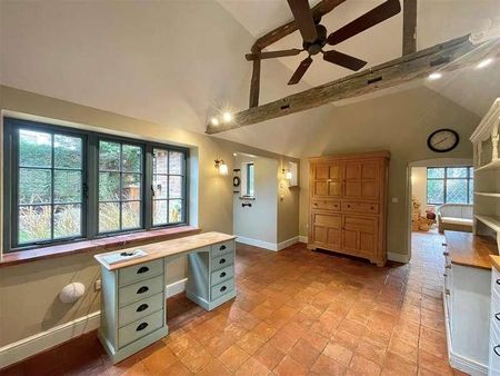 Botley Road, Ley Hill, Chesham, HP5 - Photo 2