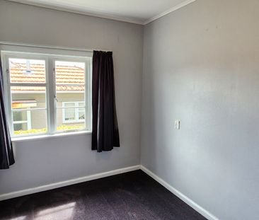 107 Brooklands Road, Brooklands, New Plymouth - Photo 3