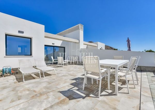 Modern duplex with sea views in Sierra Cortina, Finestrat, Benidorm, Alicante