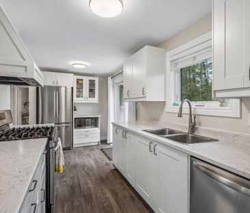 For Lease - 158 Zoo Park Road, Wasaga Beach, Ontario - Photo 3