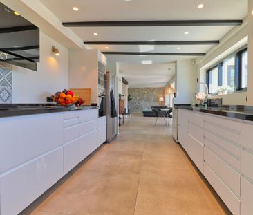 House in Sierrezuela, Costa del Sol - Photo 6