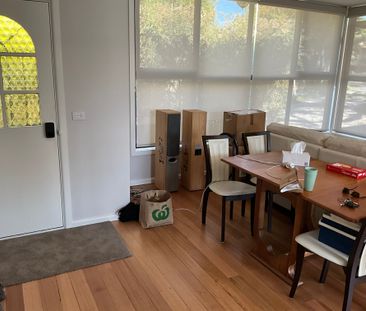 Blackburn South - Photo 2