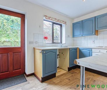 2 bedroom terraced house to rent - Photo 6