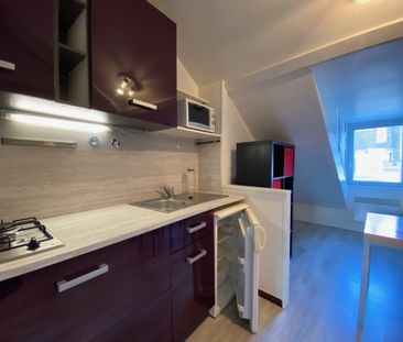 Location Appartement 1 pièce 17m² SAUMUR 49400 - Photo 2