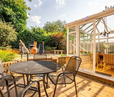 Available unfurnished from 17/04/2026 - Photo 3