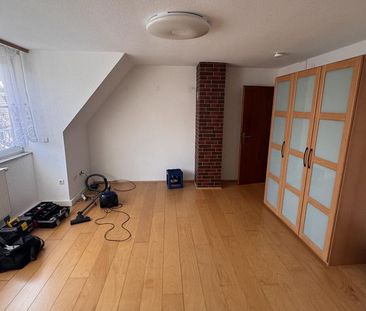 RENOVIERTE 1,5-ZIMMER-PERLE MIT SONNENTERRASSE & EBK - Photo 2